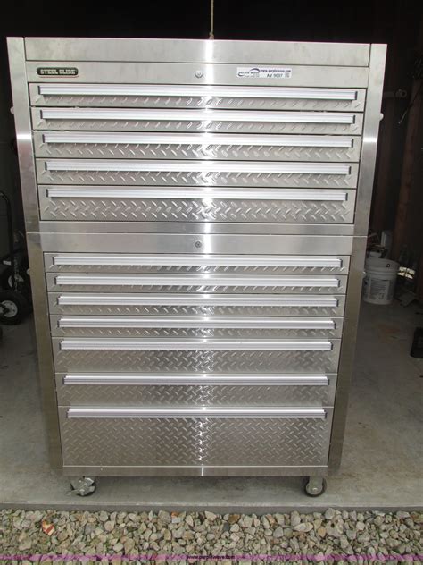 white and chrome tool box says steel glide on front|Steel Glide Tool Box .